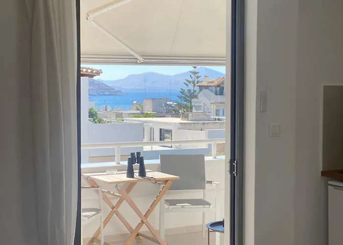 Serafina Suite Byartistunknown