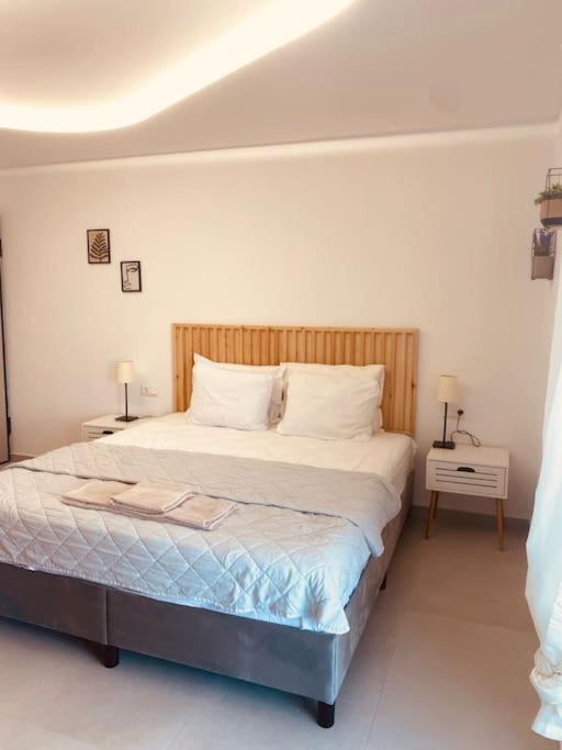 Serafina Byartistunknown Apartment