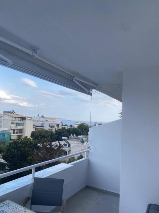 Apartment Serafina Byartistunknown *