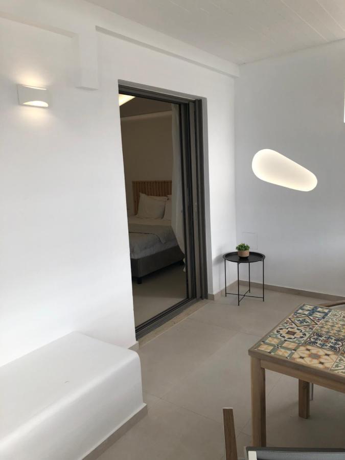 Serafina Byartistunknown Apartment Vari (Attica)